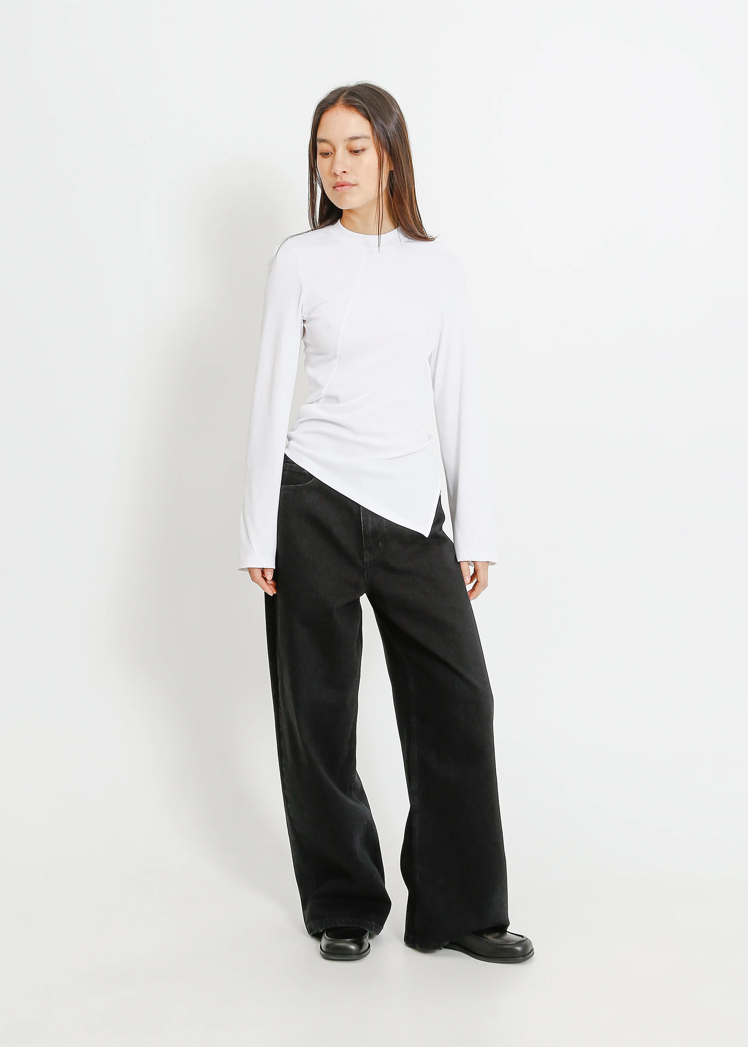 Amelia Twist Top / White - Image 5