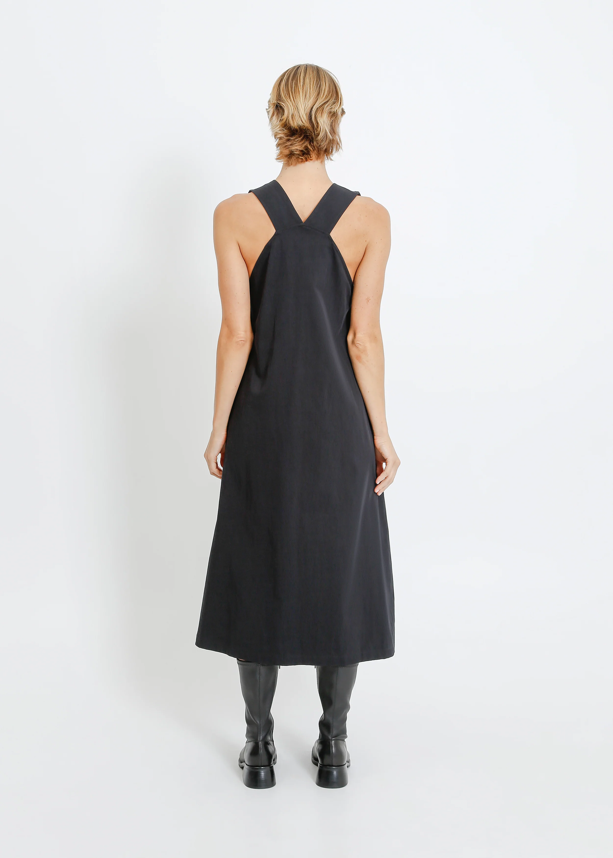 Archer Pinafore / Black - Image 4