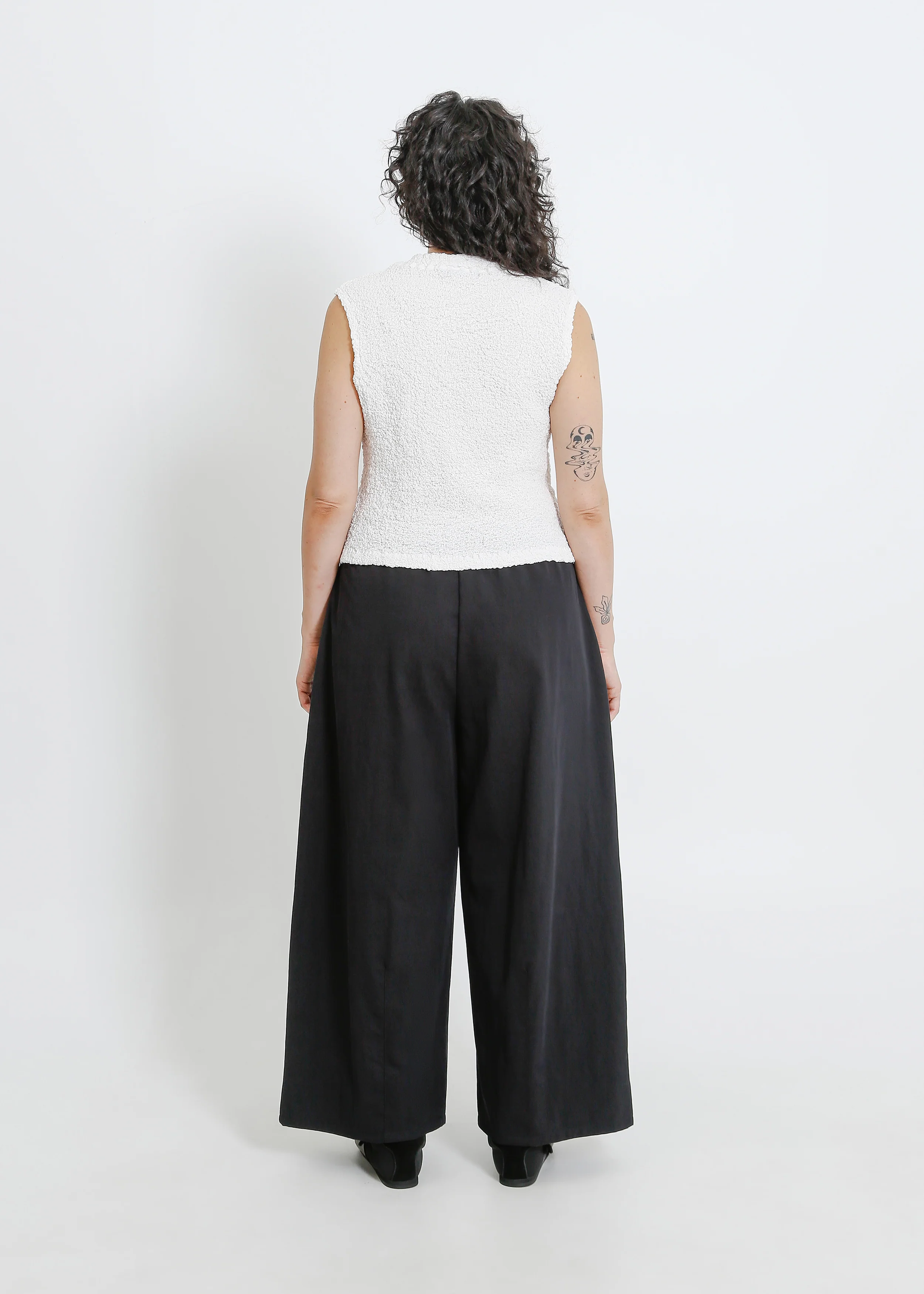 Artis Pleat Top / White - Image 4