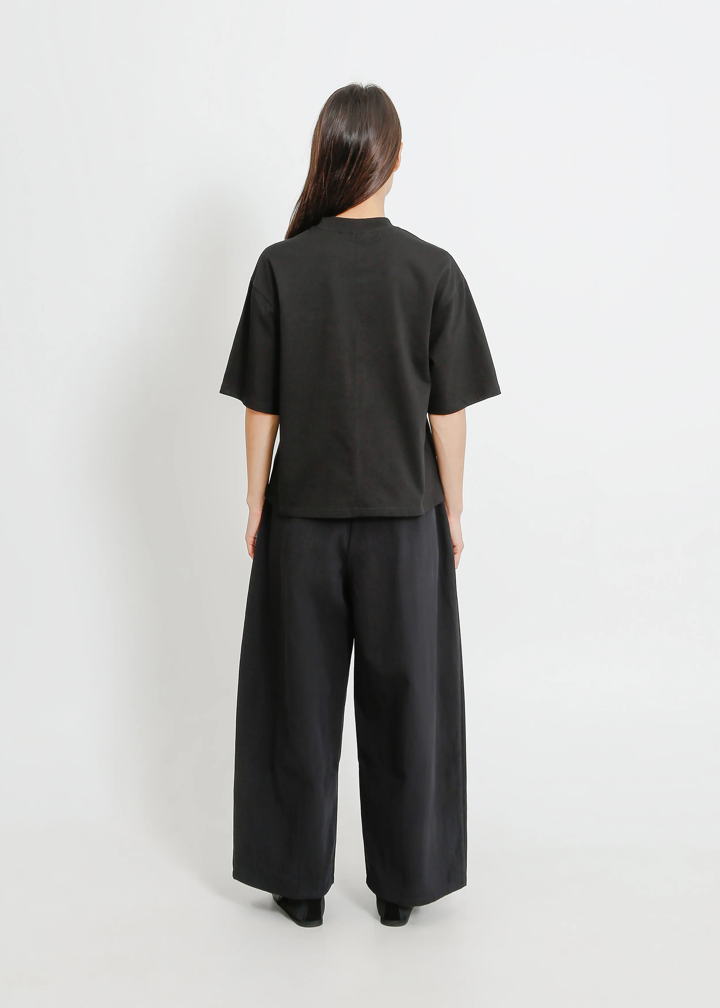 August Tee / Black - Image 4