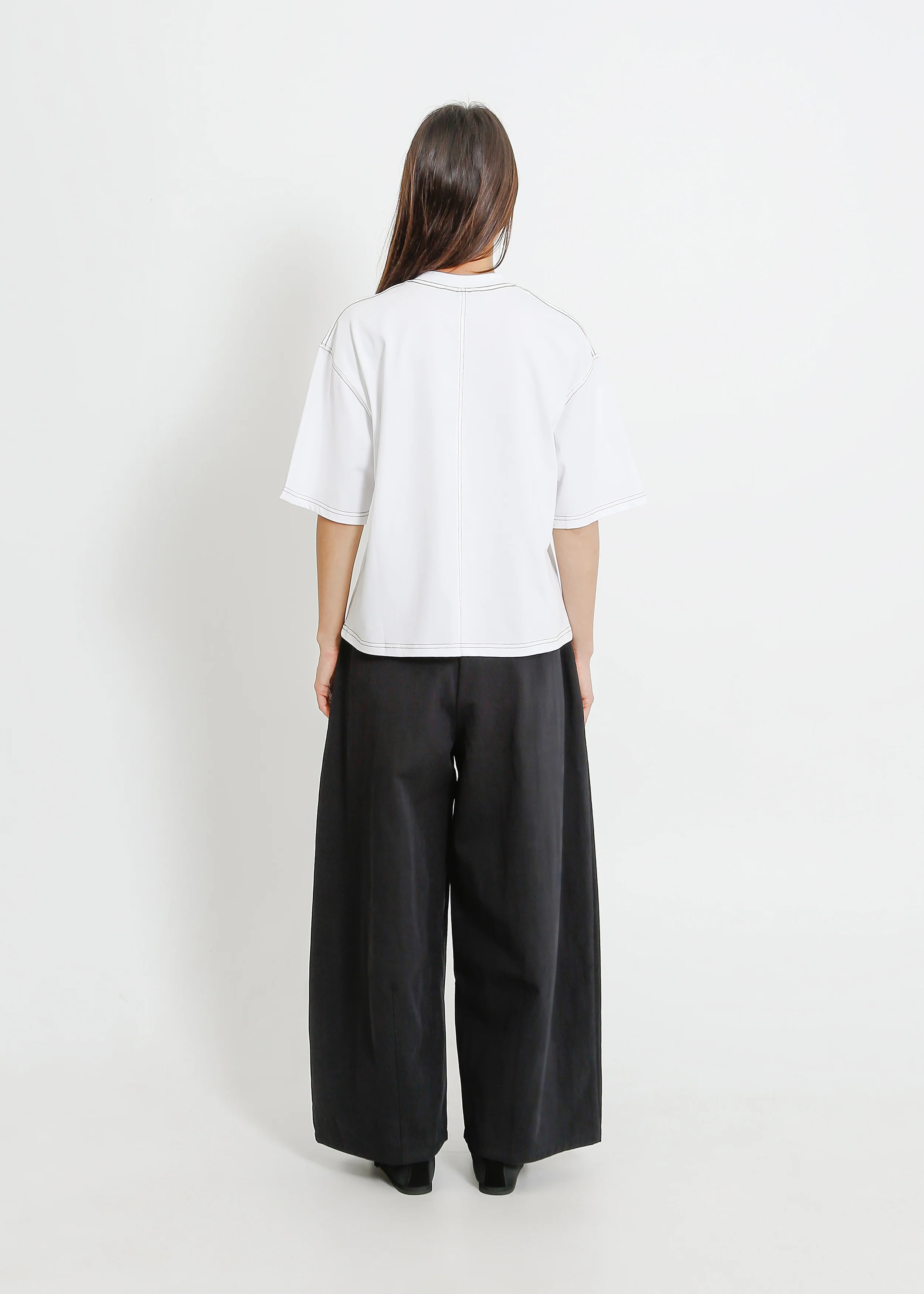 August Tee / White - Image 4