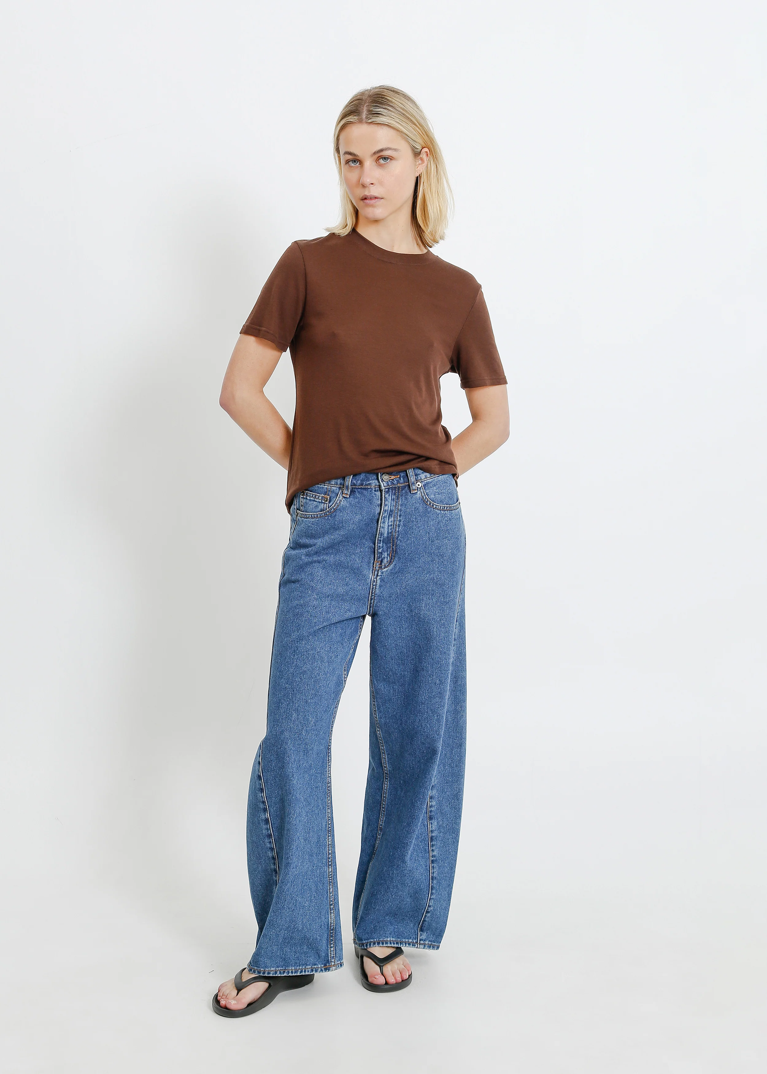 Chester Jean / Medium Indigo - Image 5