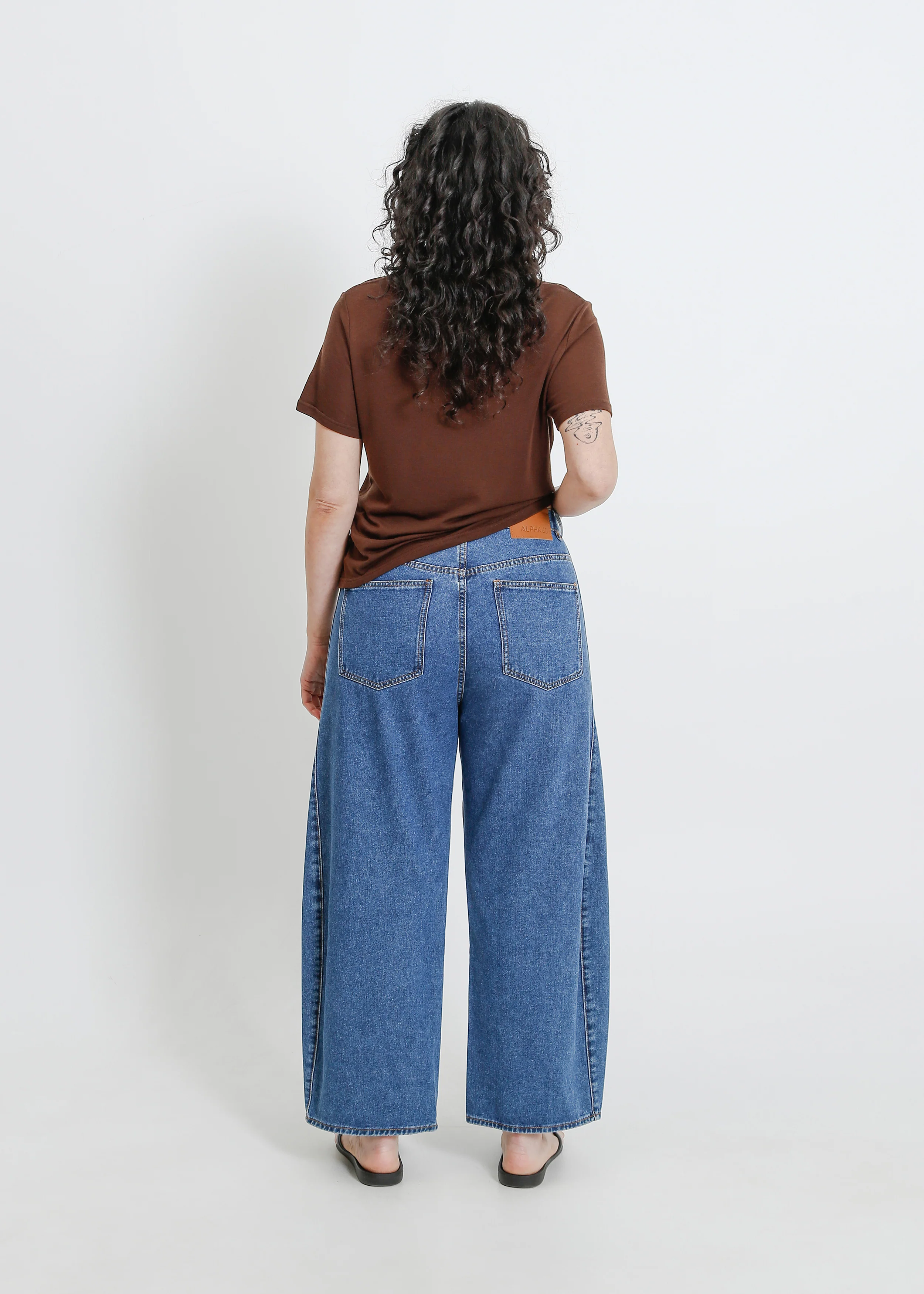Chester Jean / Medium Indigo - Image 9