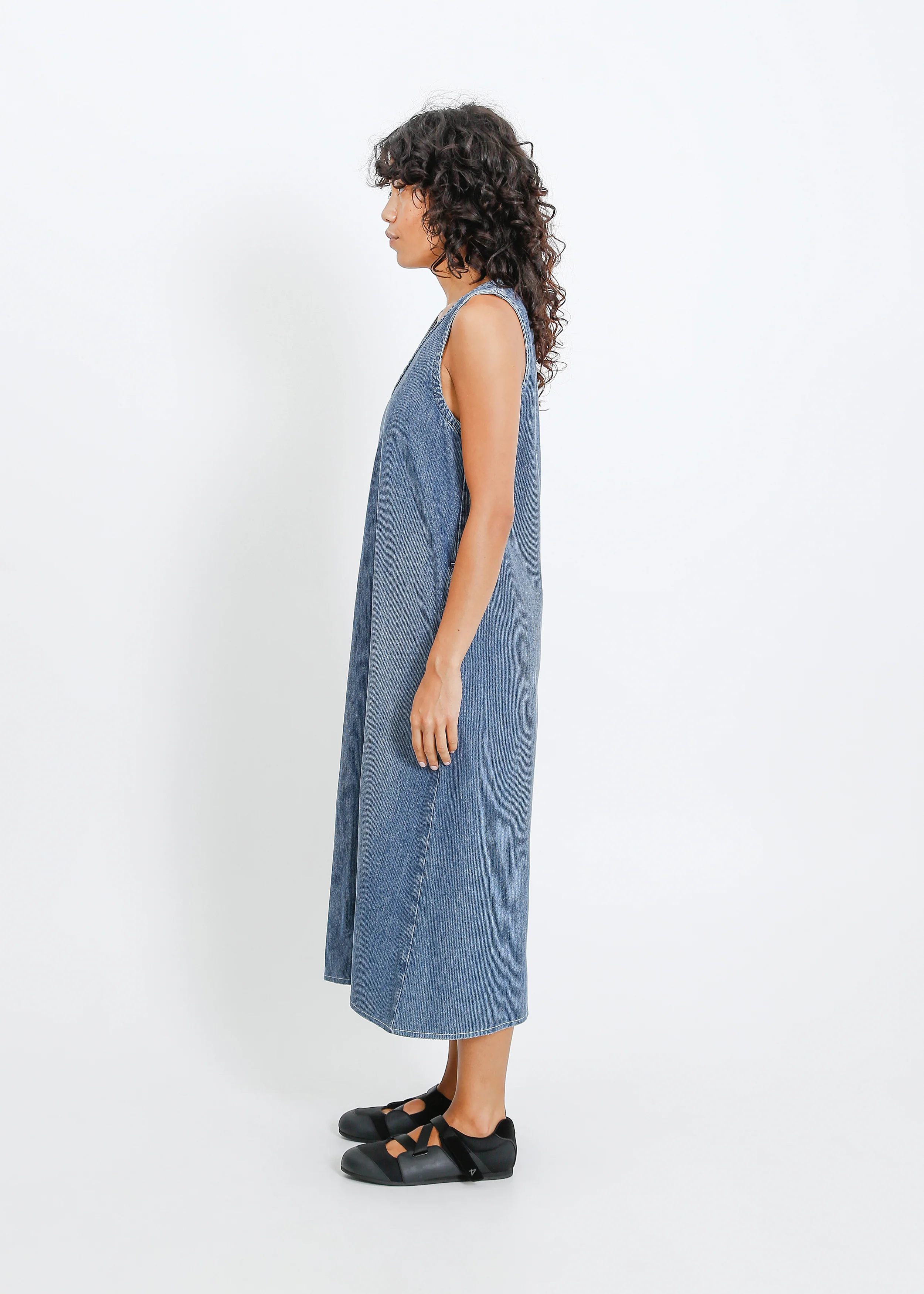 Elena Denim Pinafore / Medium Indigo - Image 3