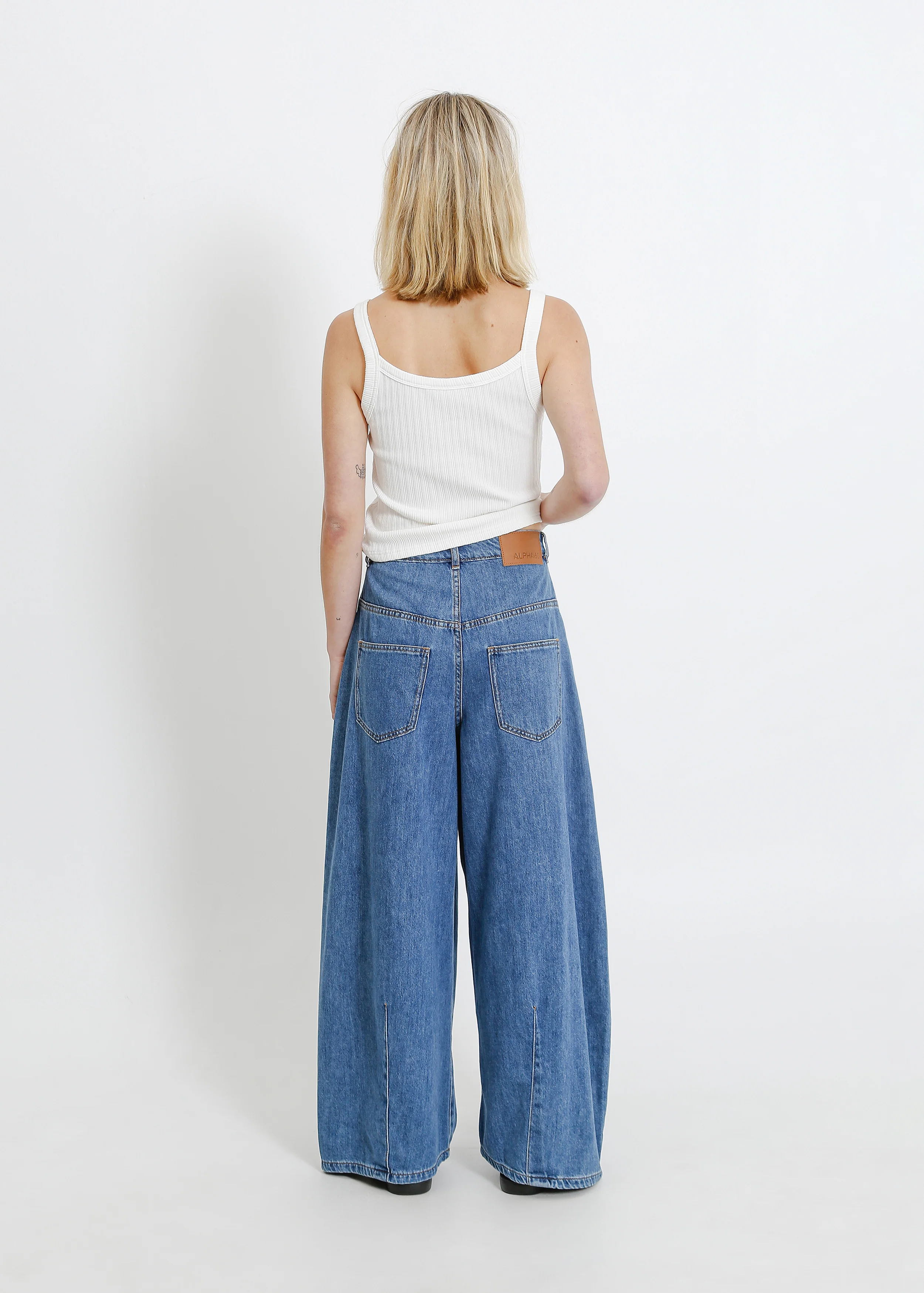 Ellie Jean Long / Medium Indigo - Image 4