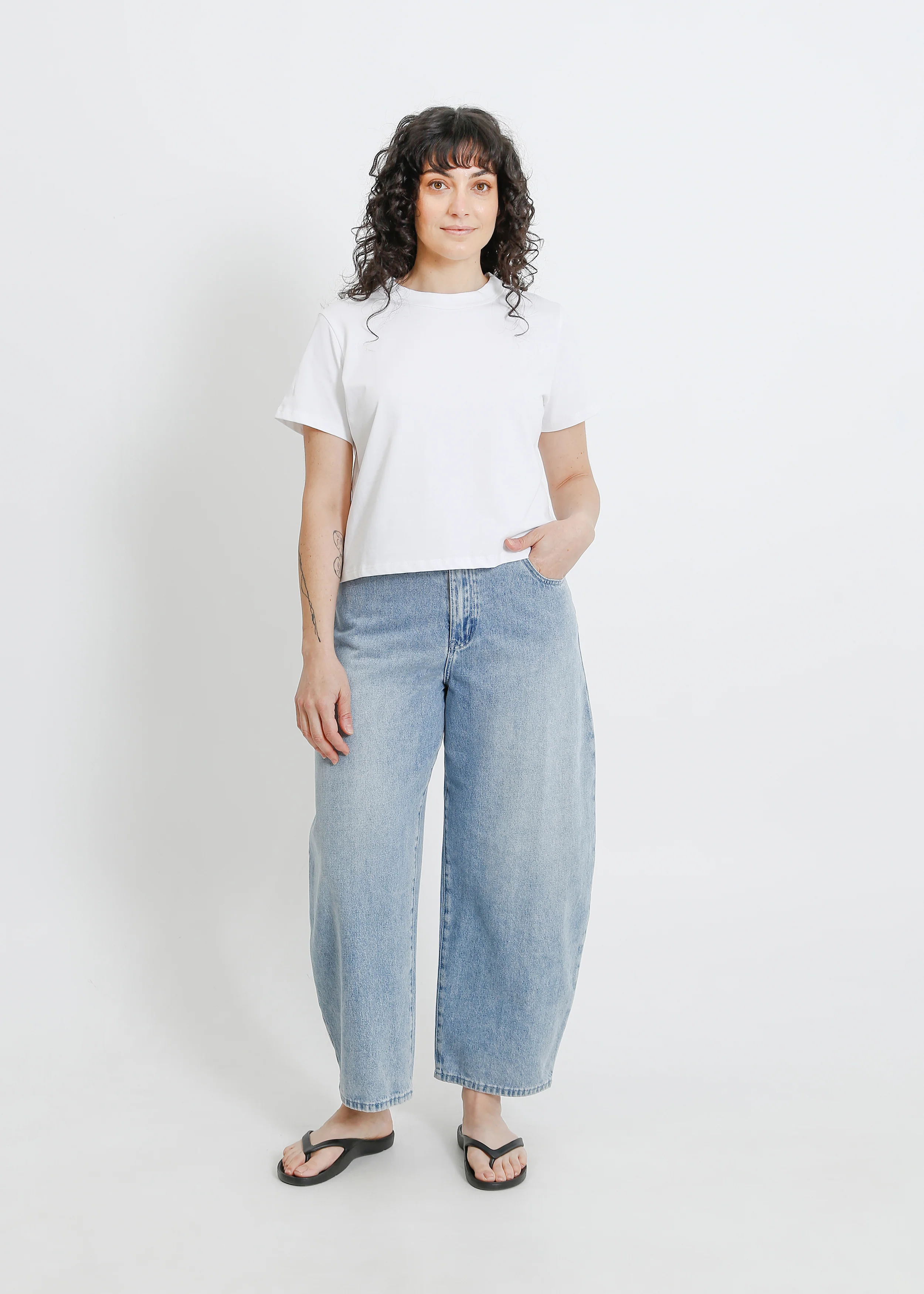 Essex Jean / Light Indigo - Image 10