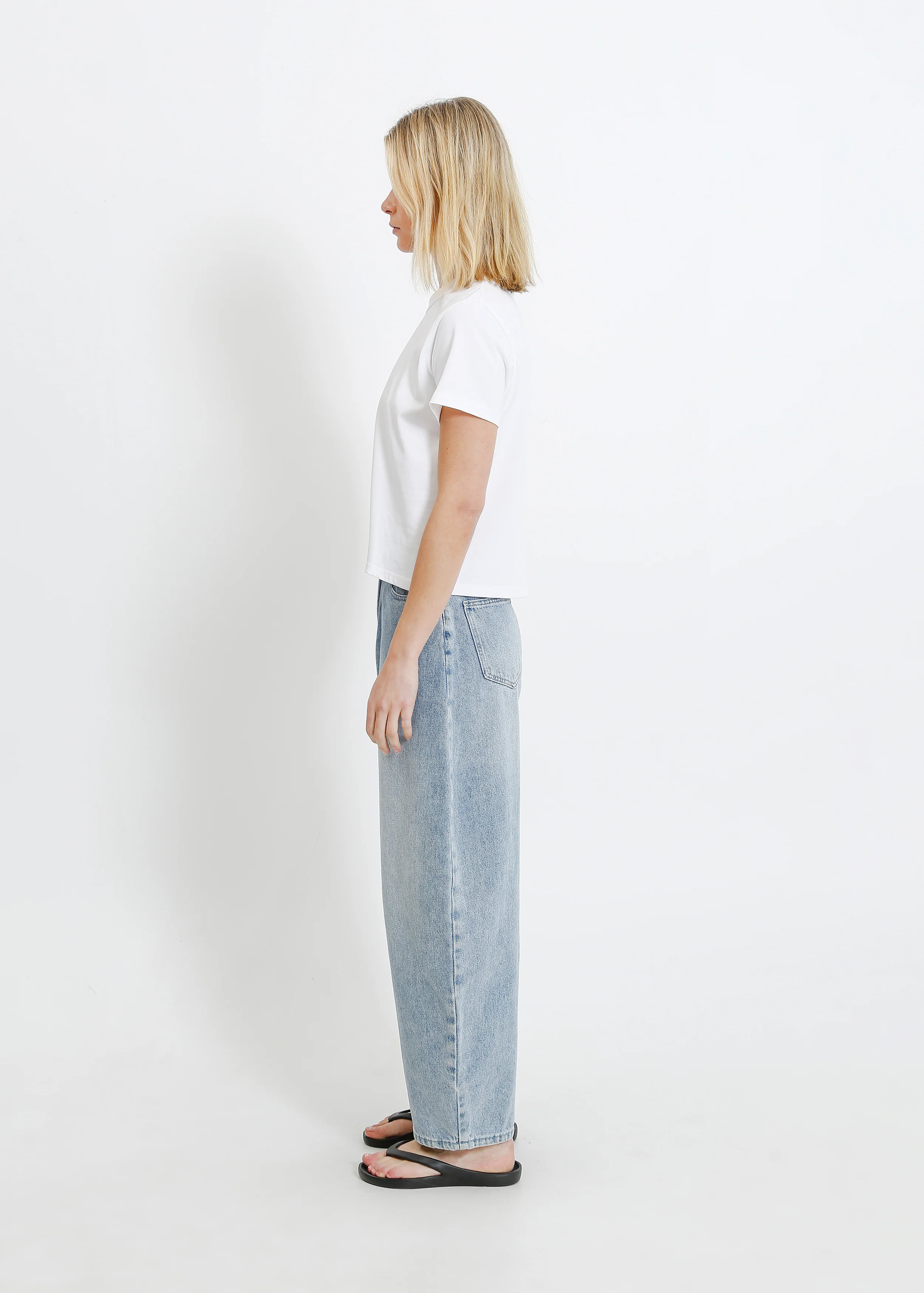 Essex Jean / Light Indigo - Image 3