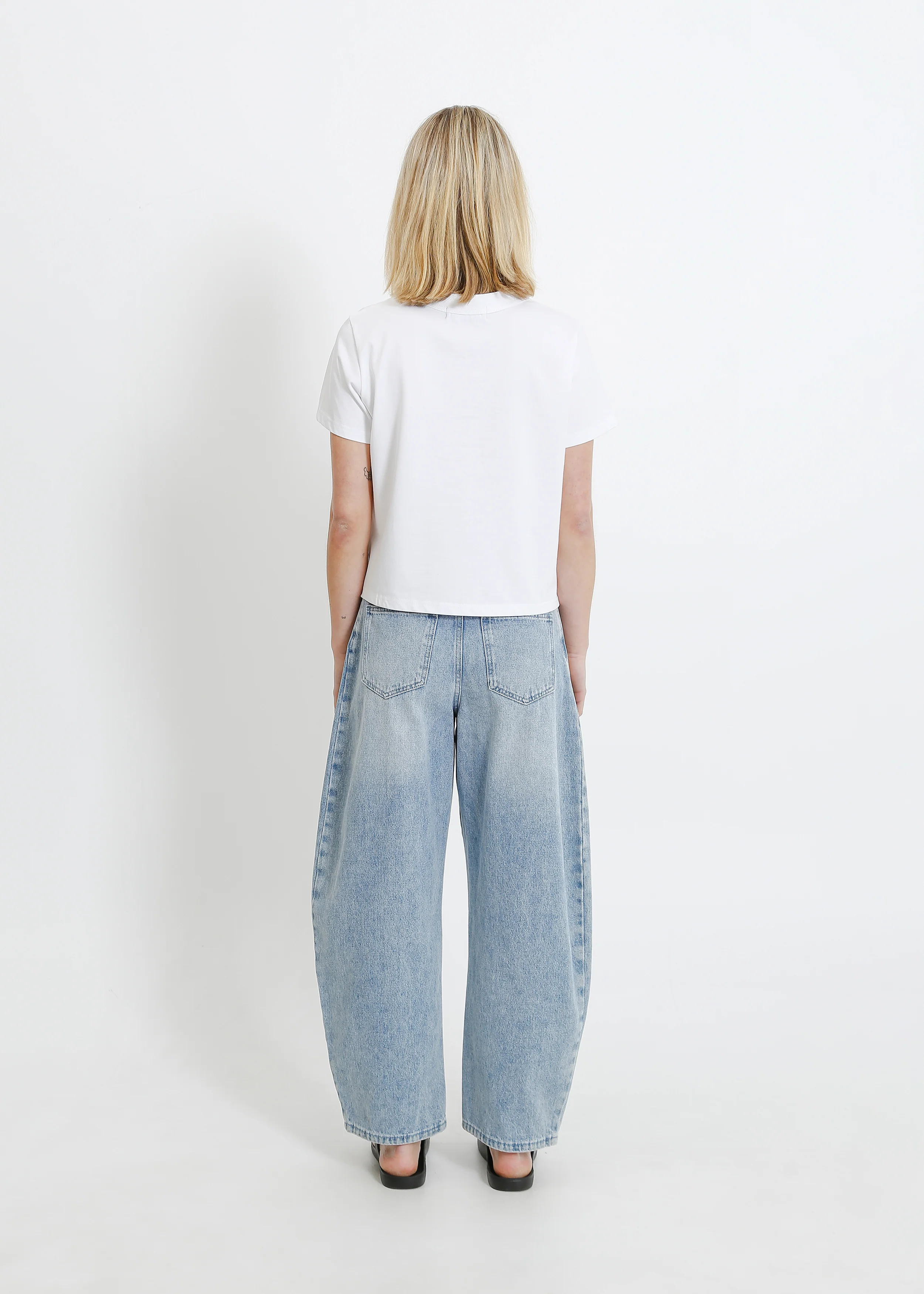 Essex Jean / Light Indigo - Image 4
