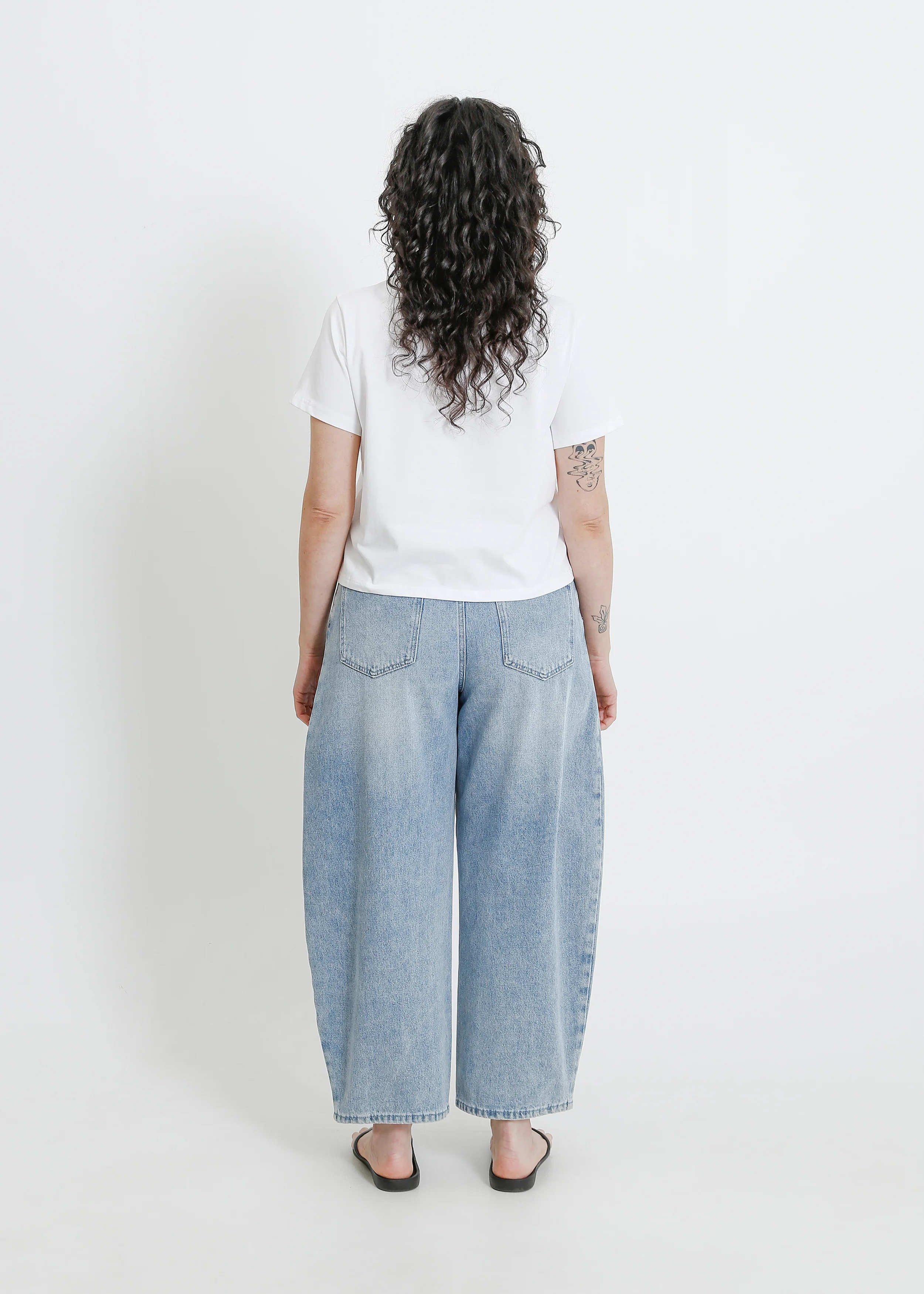 Essex Jean / Light Indigo - Image 9