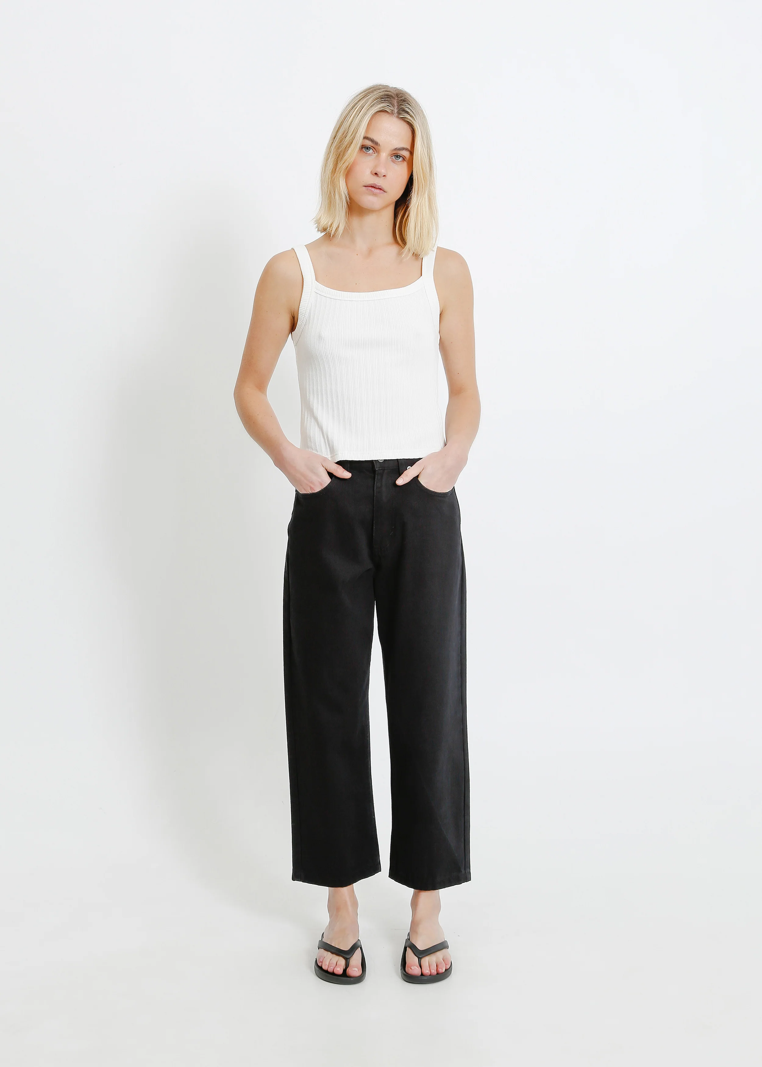 Goldie Jeans / Black - Image 5