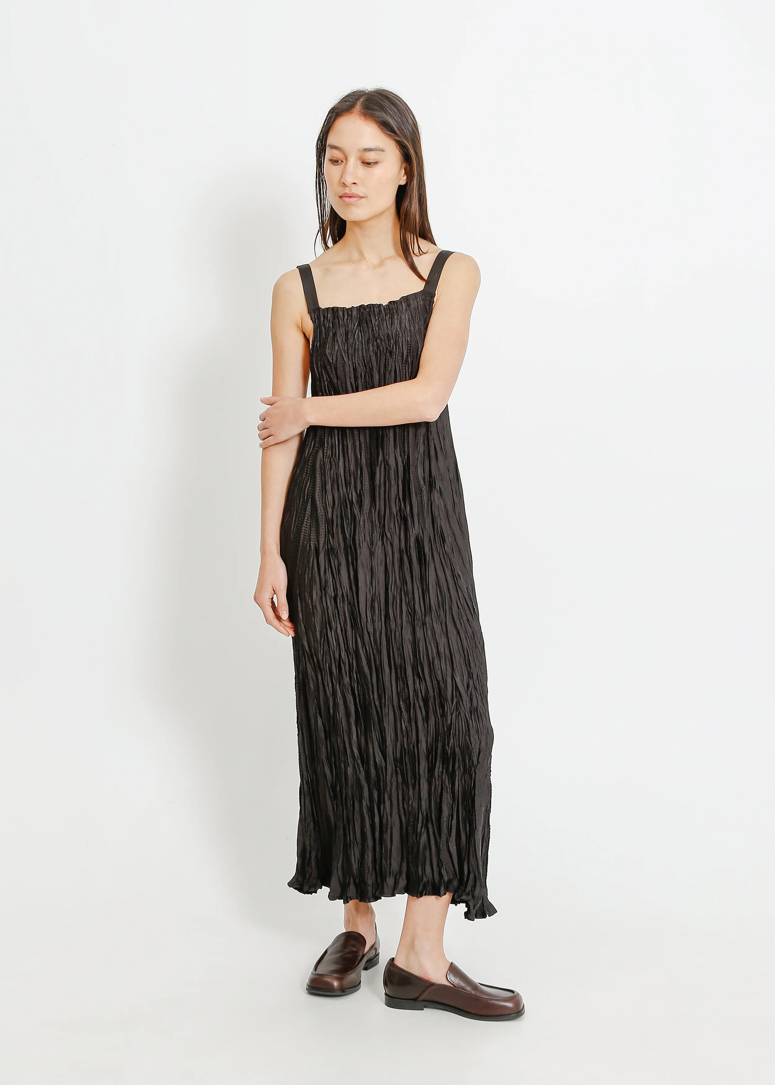 Harbor Pleat Pinafore / Black - Image 5