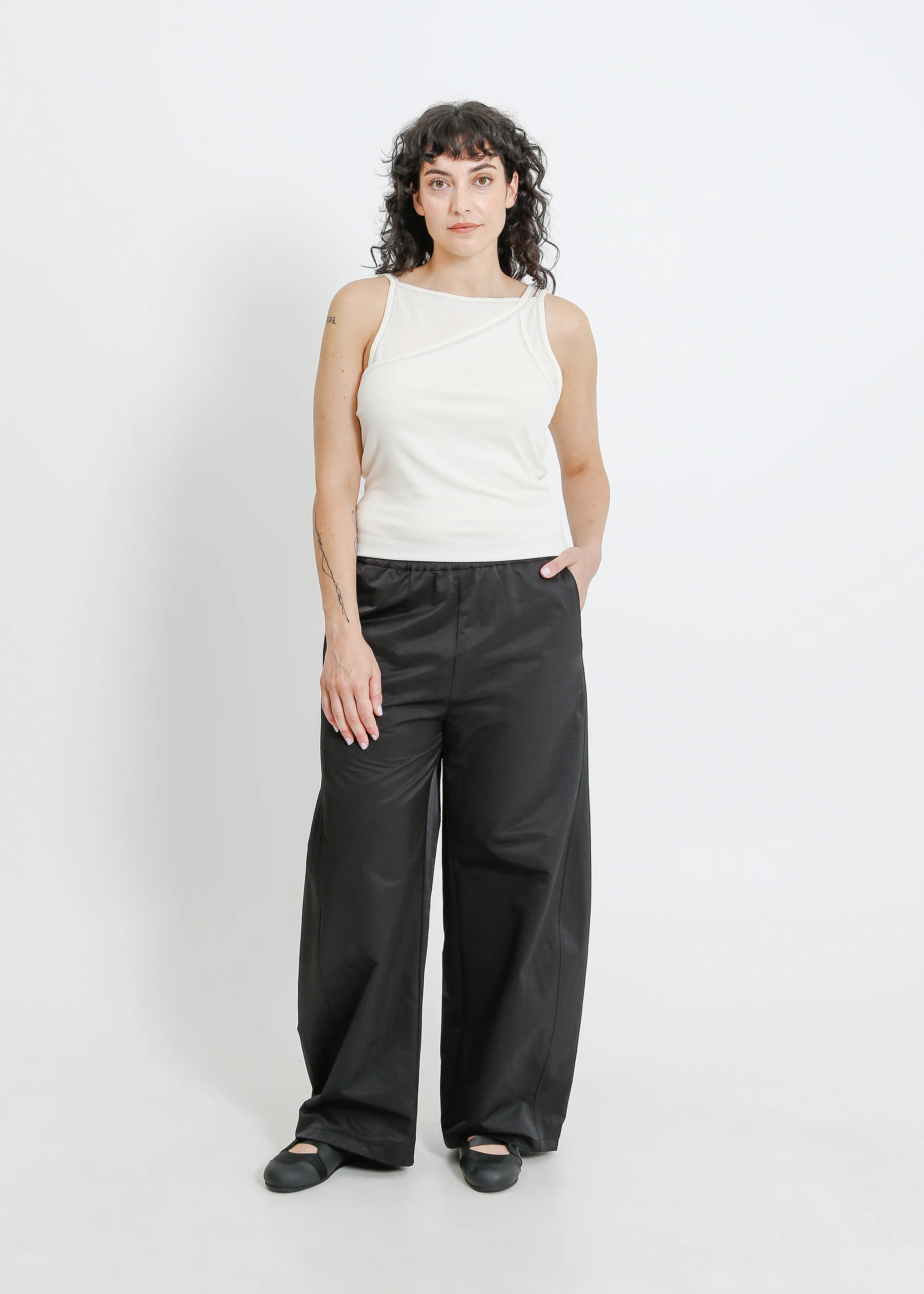Isaiah Pant / Black - Image 10