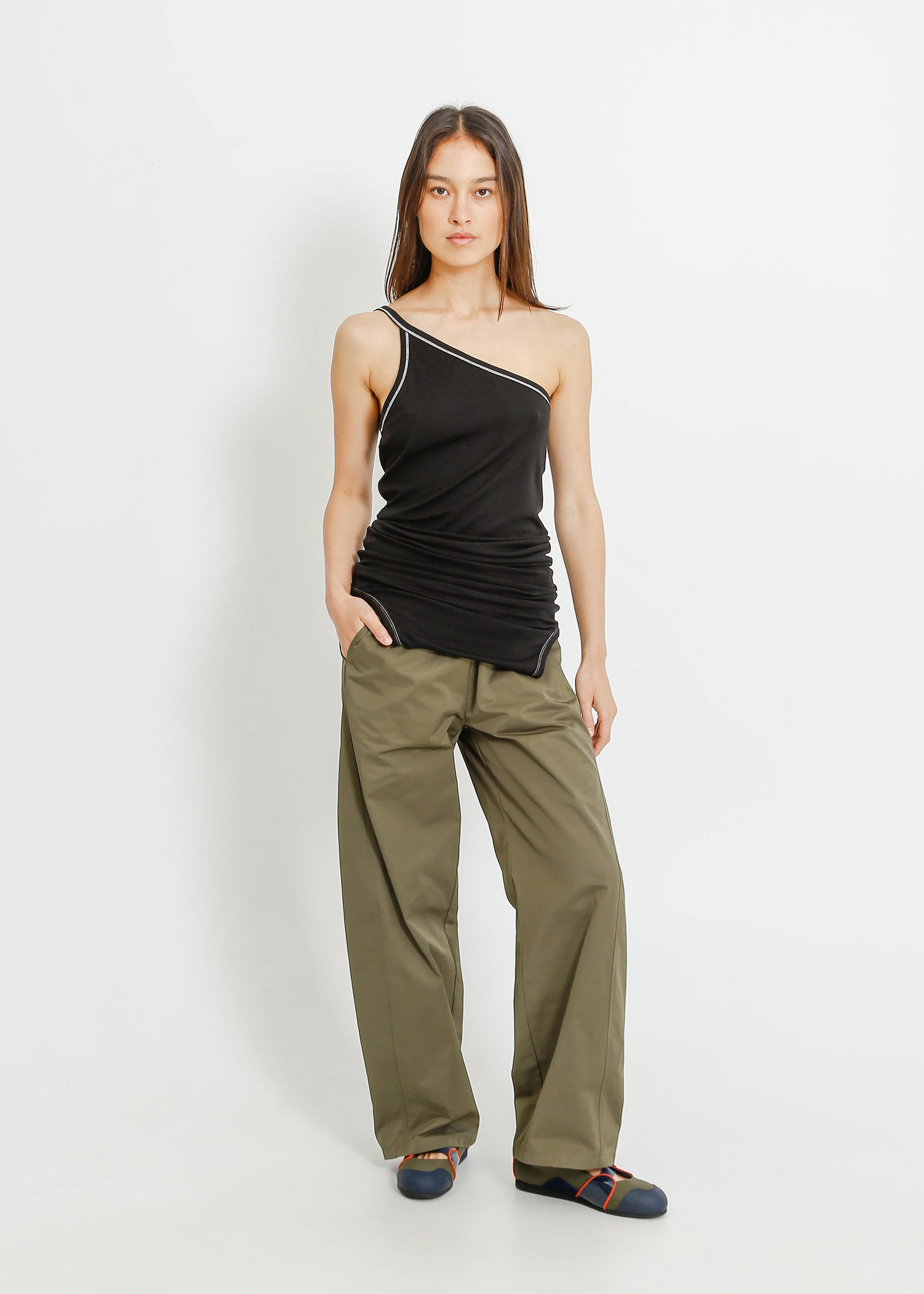 Renata Singlet / Black - Image 7