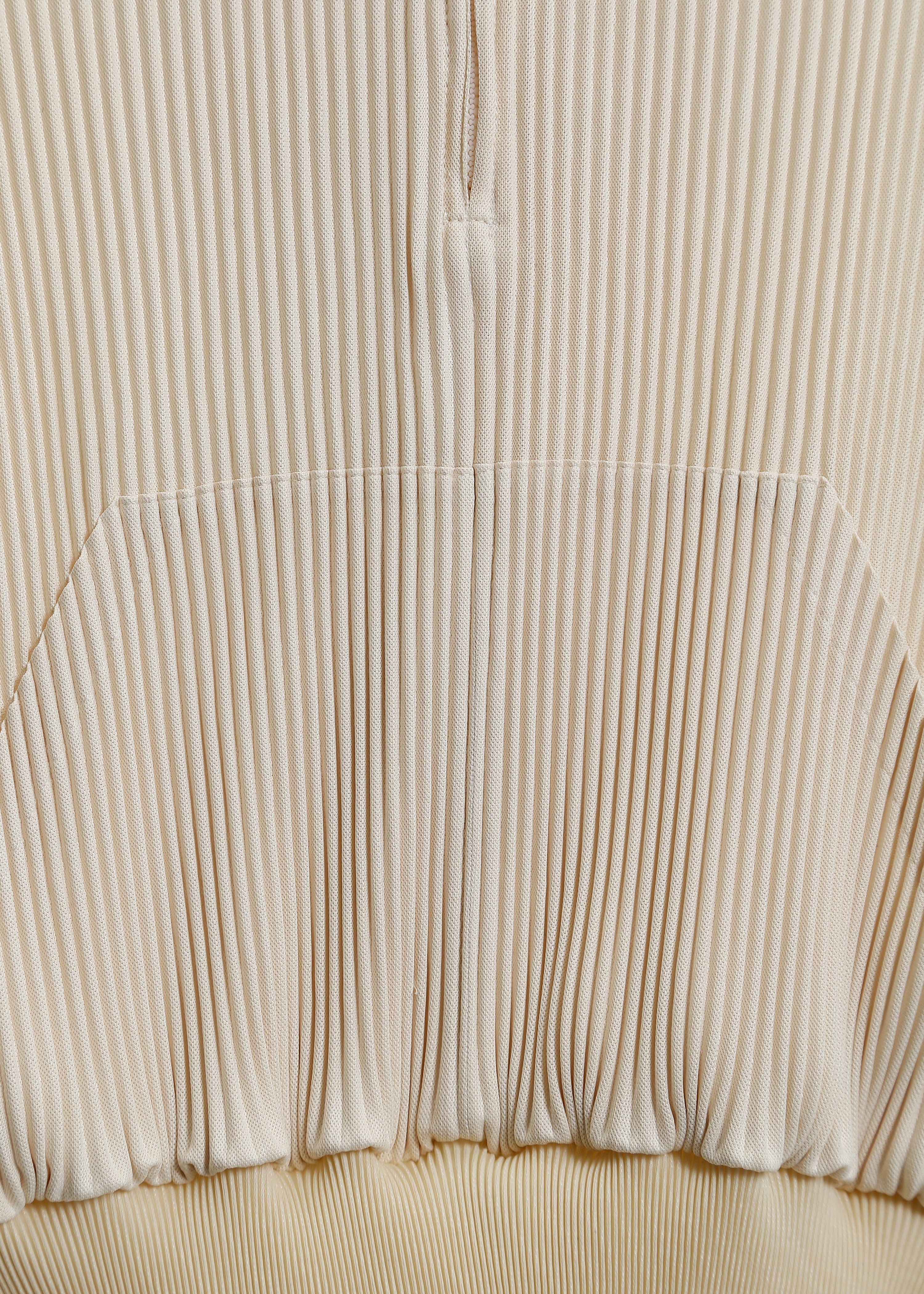 Taran Pleat Hoodie / Cream - Image 11