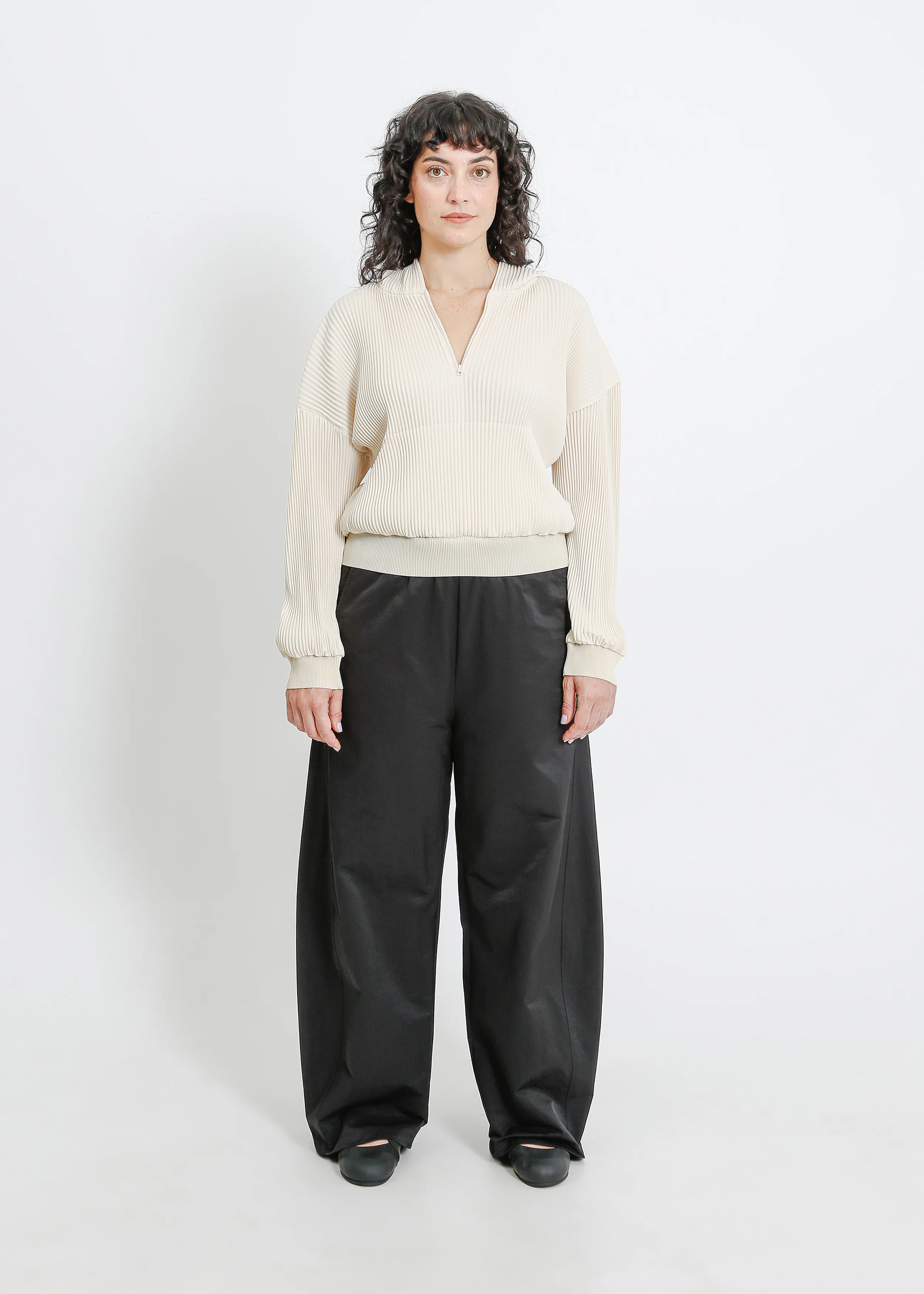 Taran Pleat Hoodie / Cream - Image 6