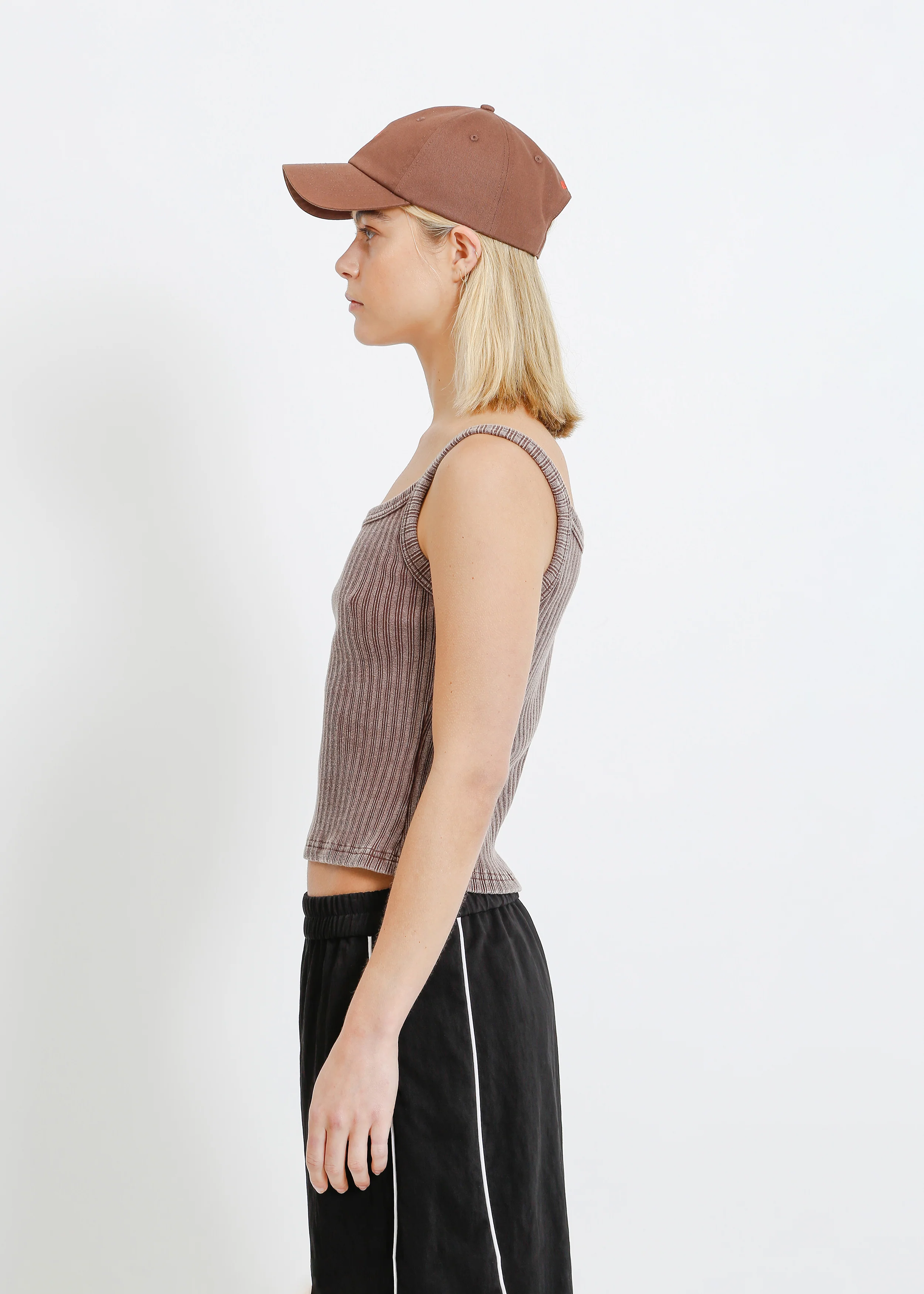Yuki Cap / Chocolate-Poppy - Image 5